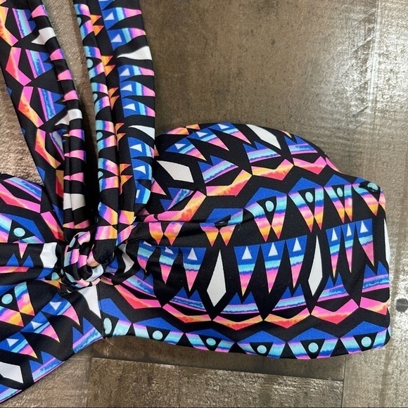 PINK VS Multicolored Bandeau Style Bikini Top XS - Picture 3 of 9